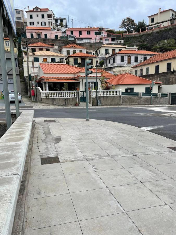 Home & Flower - Private Bedrooms Funchal Esterno foto