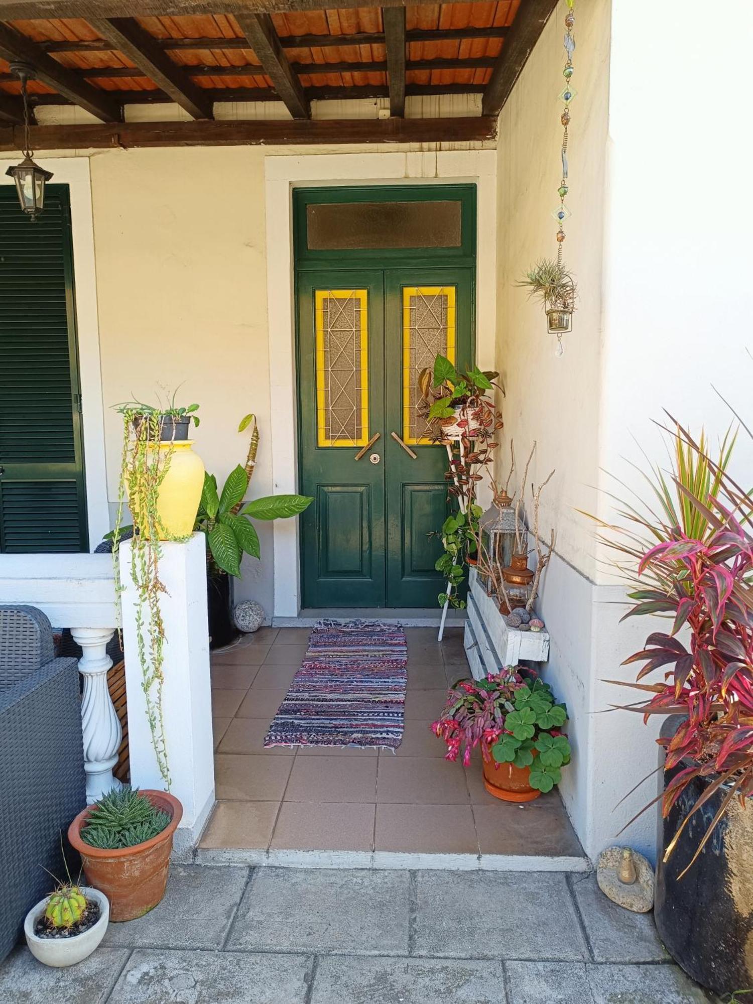 Home & Flower - Private Bedrooms Funchal Esterno foto