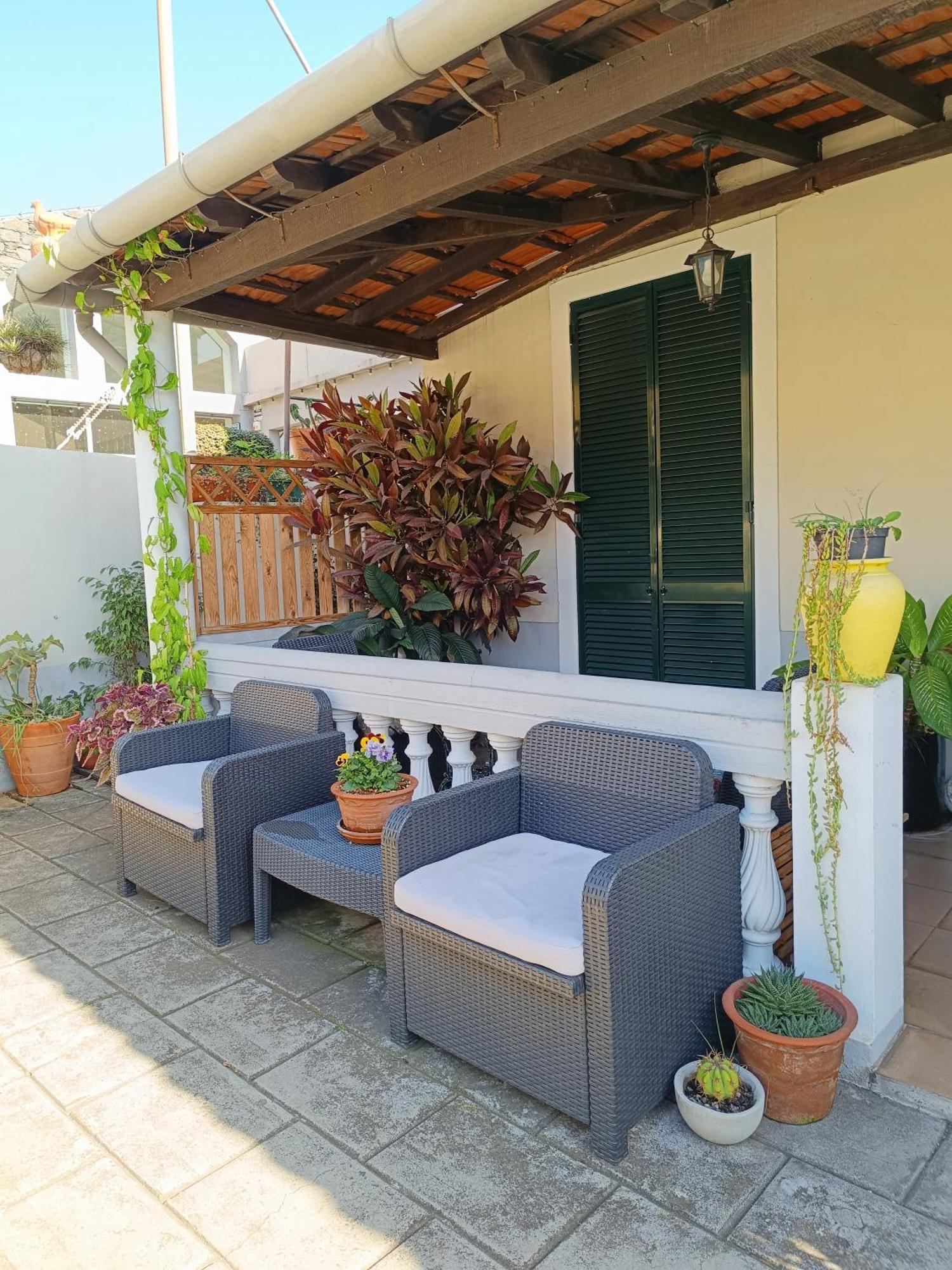 Home & Flower - Private Bedrooms Funchal Esterno foto
