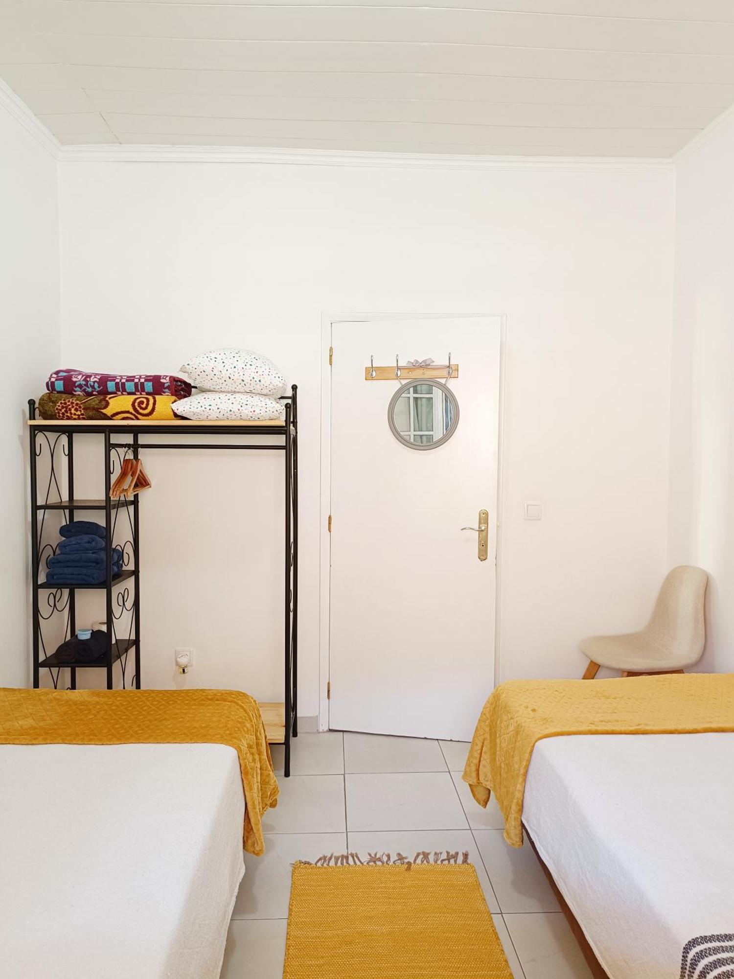 Home & Flower - Private Bedrooms Funchal Camera foto
