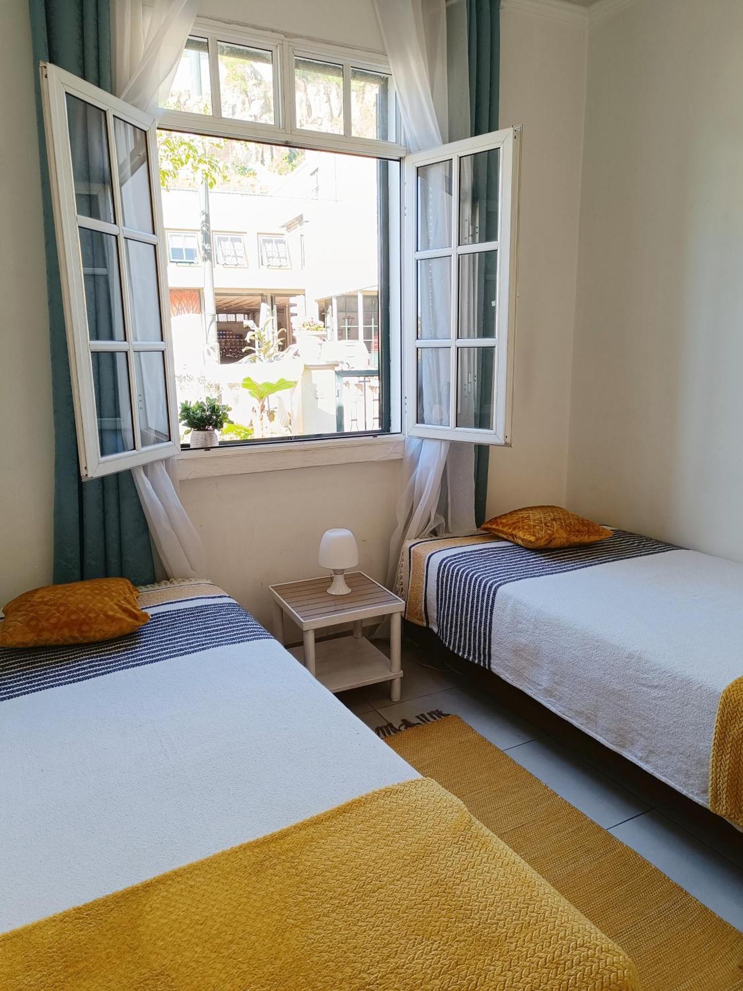 Home & Flower - Private Bedrooms Funchal Camera foto